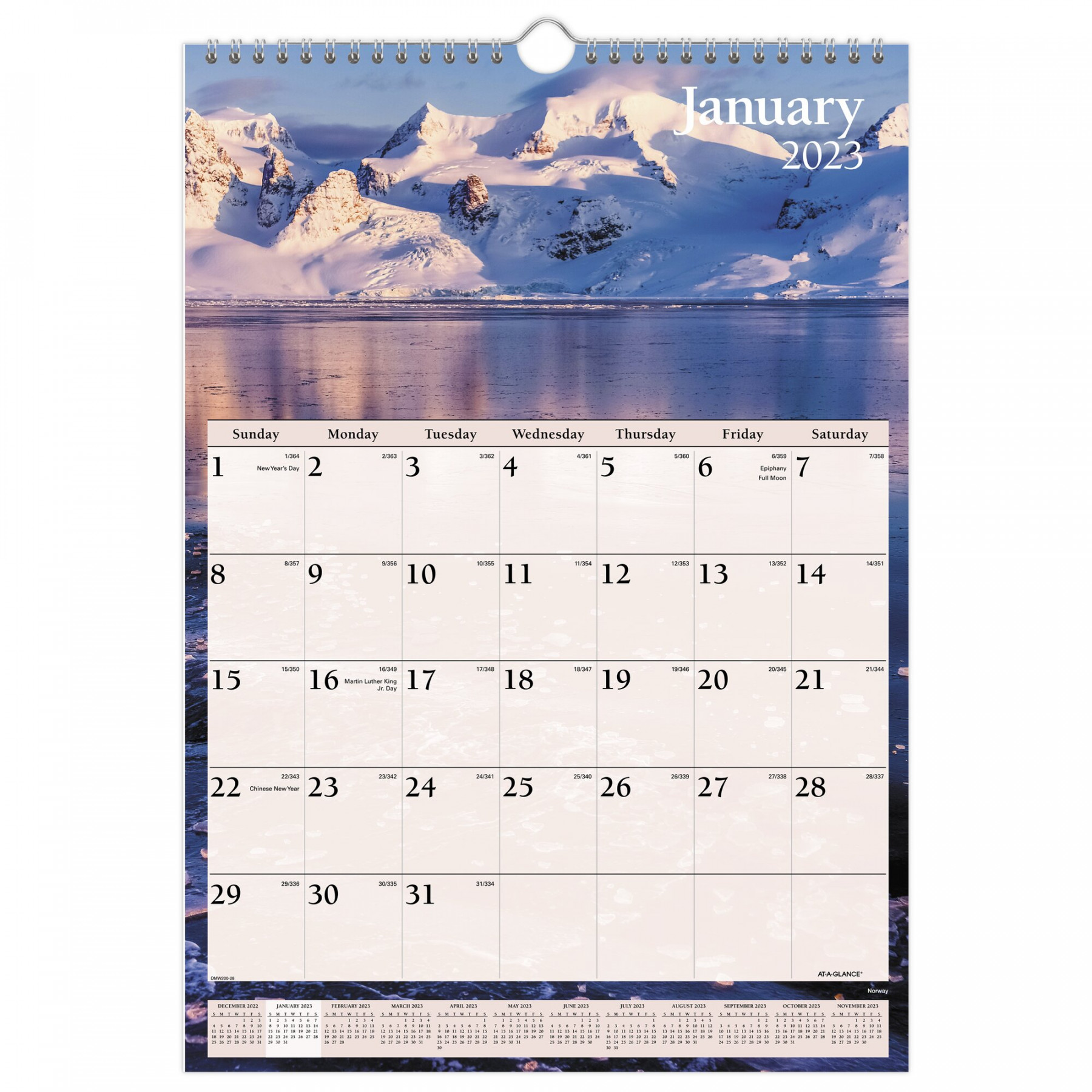AT-A-GLANCE  x  Scenic Monthly Wall Calendar Scenic